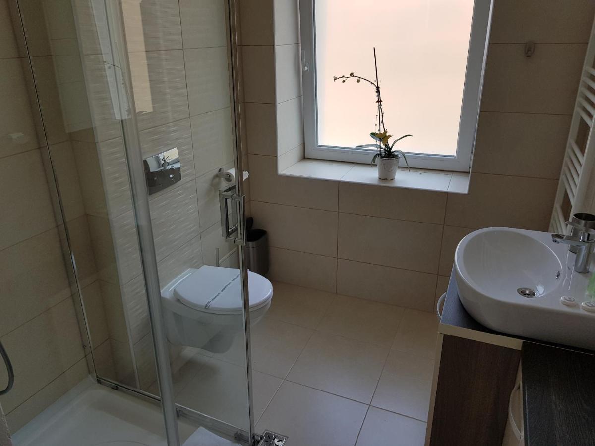Resita Residence Sauna Apartment Esterno foto