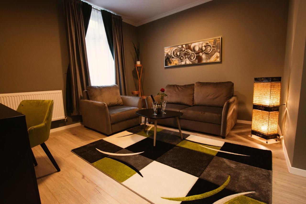 Resita Residence Sauna Apartment Esterno foto
